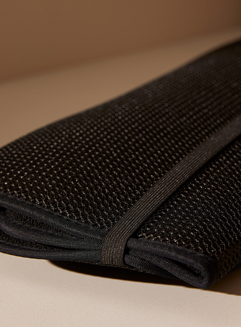 Umbra: Le tapis de s&eacute;chage &agrave; vaisselle uni avec support Noir