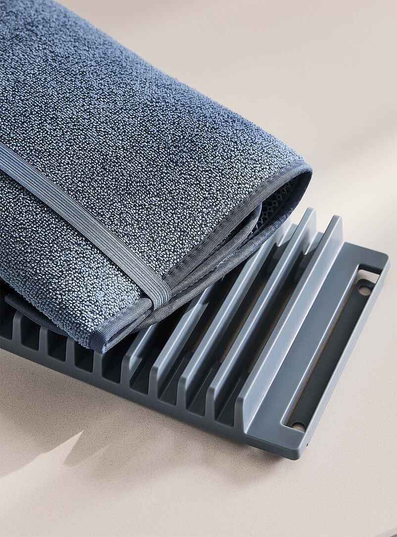 Solid dish drying mat with rack product image 2