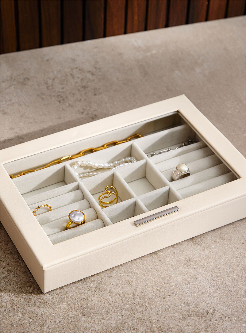 Rectangular faux-leather jewellery box product image 2