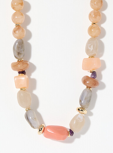 Le collier grandes pierres color&eacute;es