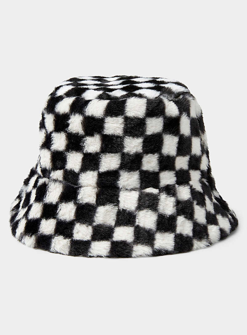 Simons Patterned Black Plush check bucket hat for women
