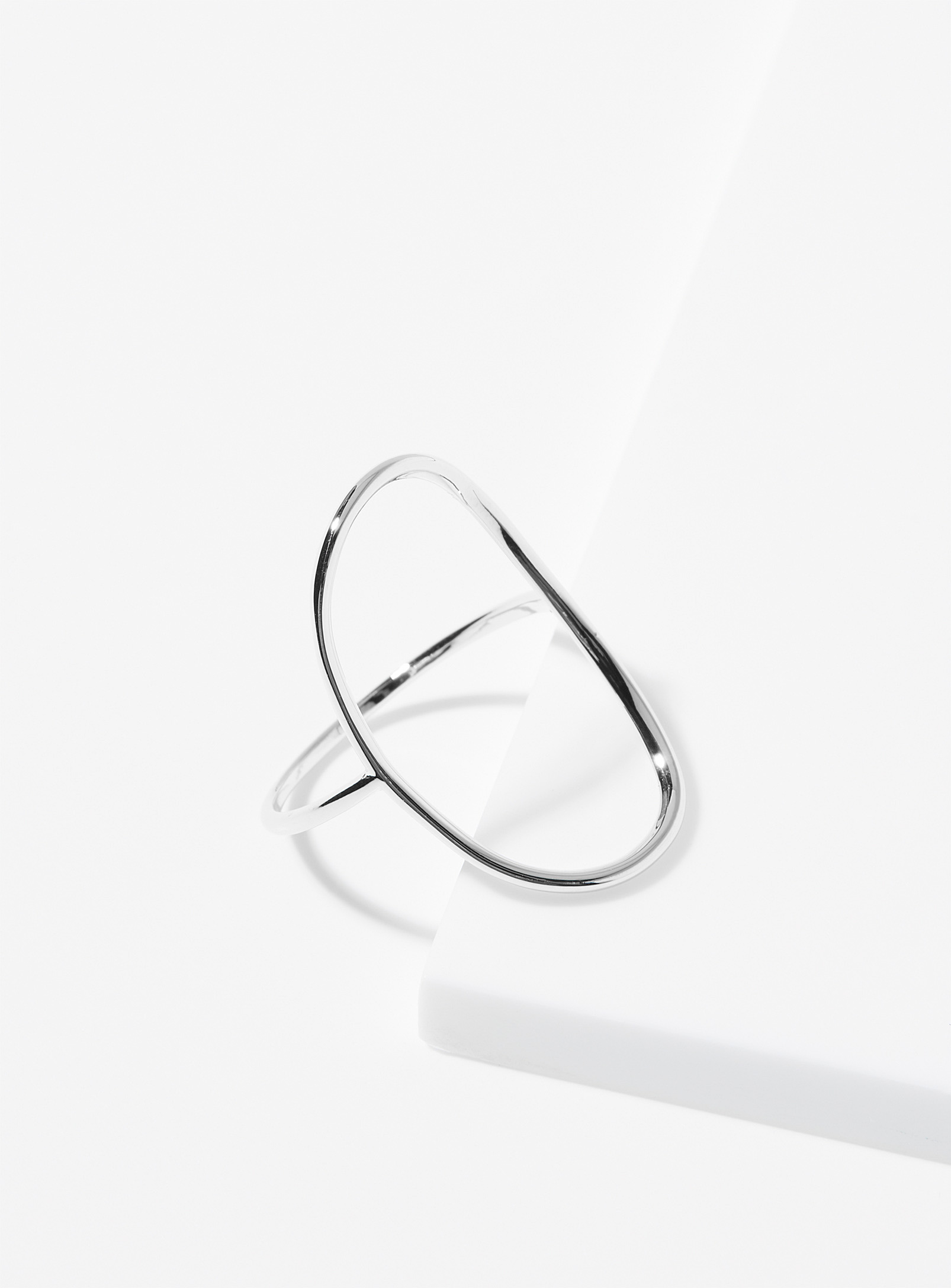 Simon's Openwork Hoop Ring In Metallic