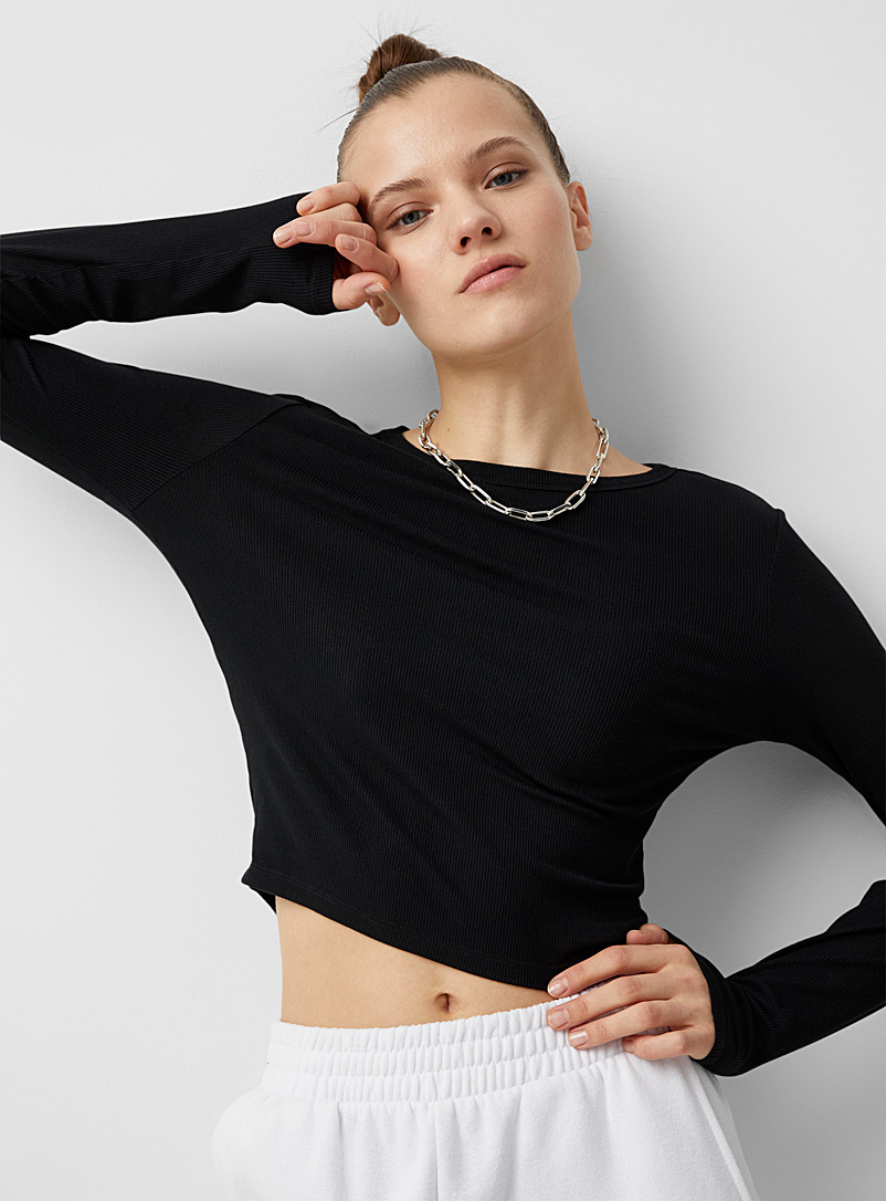 Twik Black Finely ribbed cropped tee for women