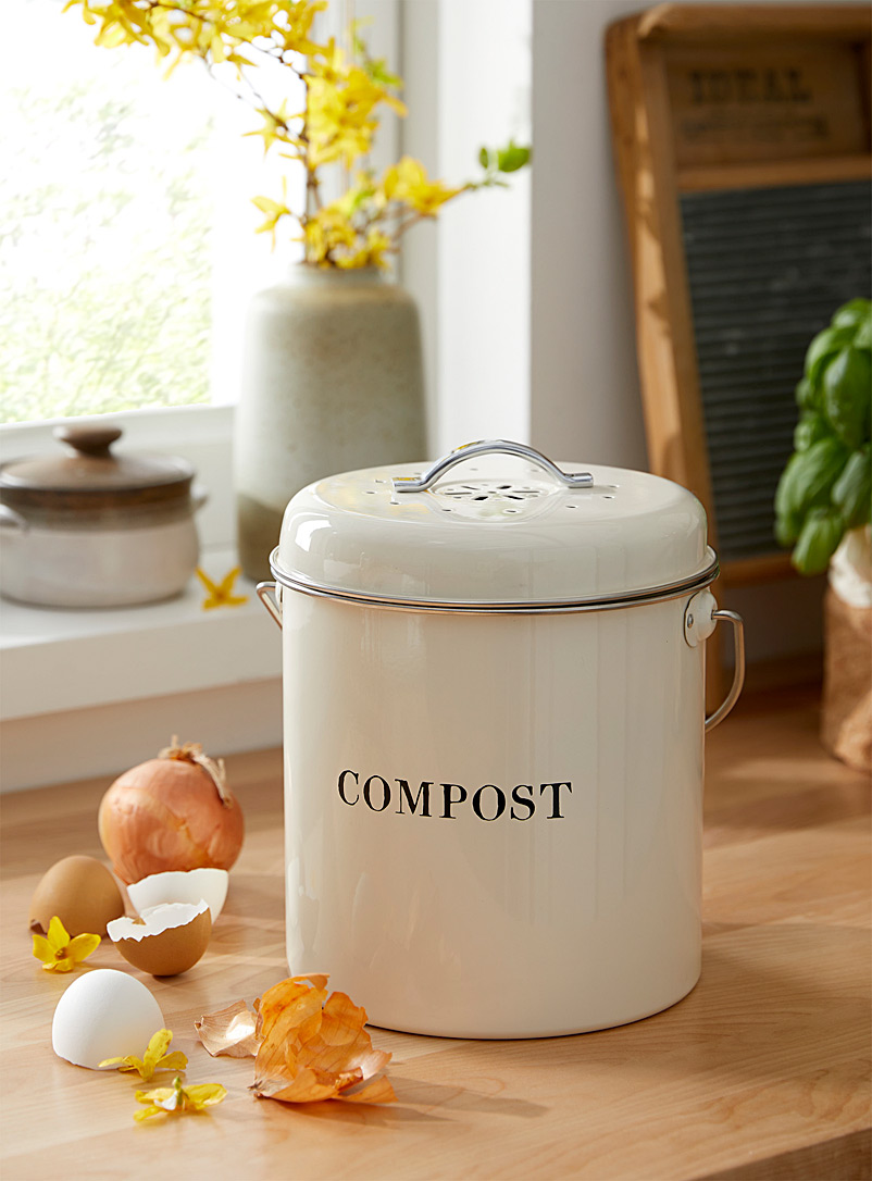 Simons Maison Off White Enamelled metal compost bin with anse