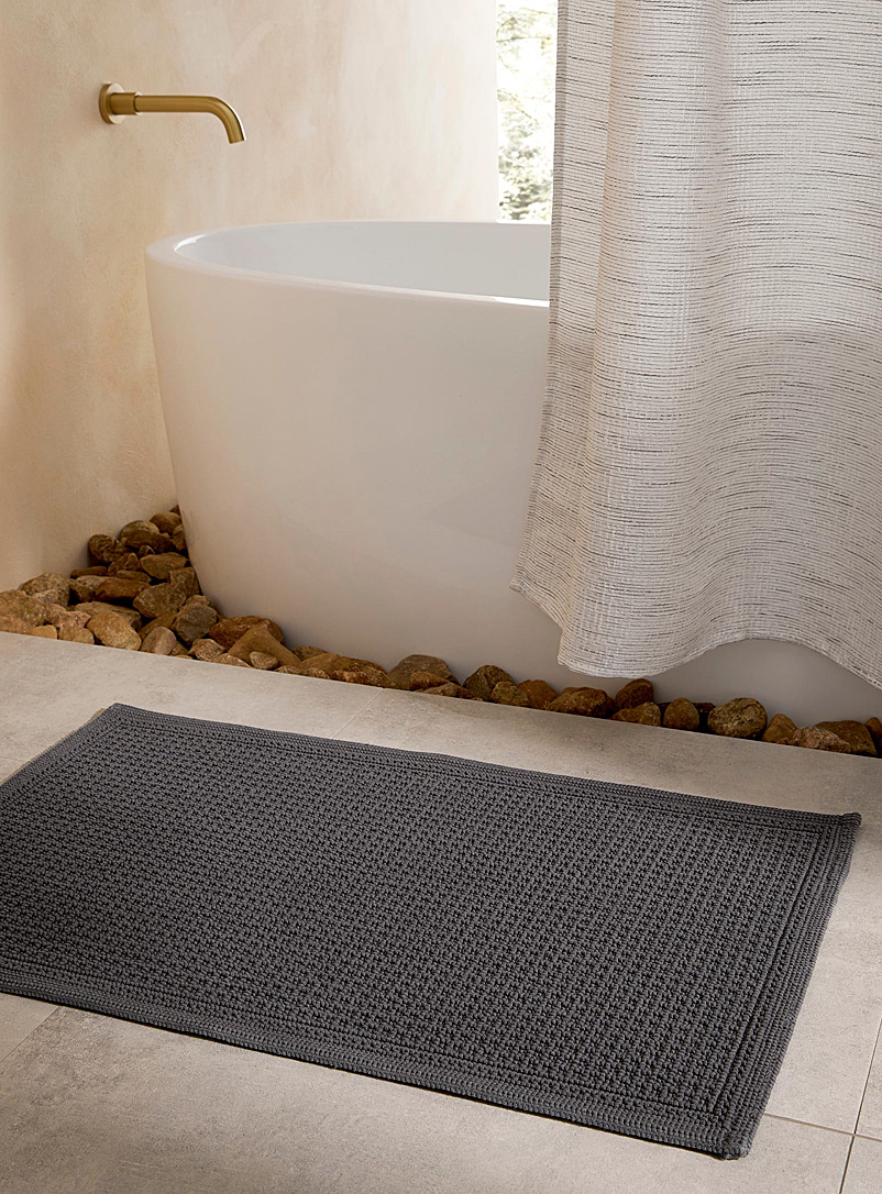 Simons Maison Grey Bouclé grid bath mat 50 x 80 cm