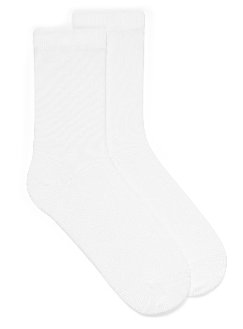 Simons White Solid organic cotton socks for women