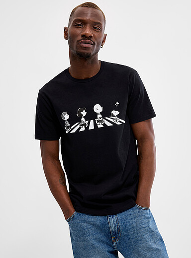 Peanuts and the gang T-shirt