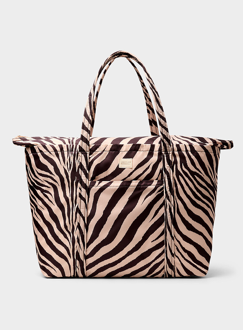 Dina patterned XL tote bag With suitcase loop product image (primary)