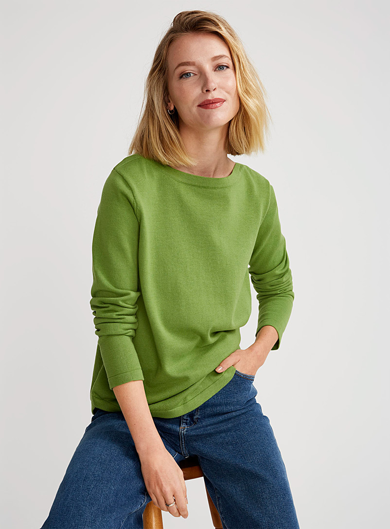 Contemporaine Lime Green Rounded boat-neck sweater for women