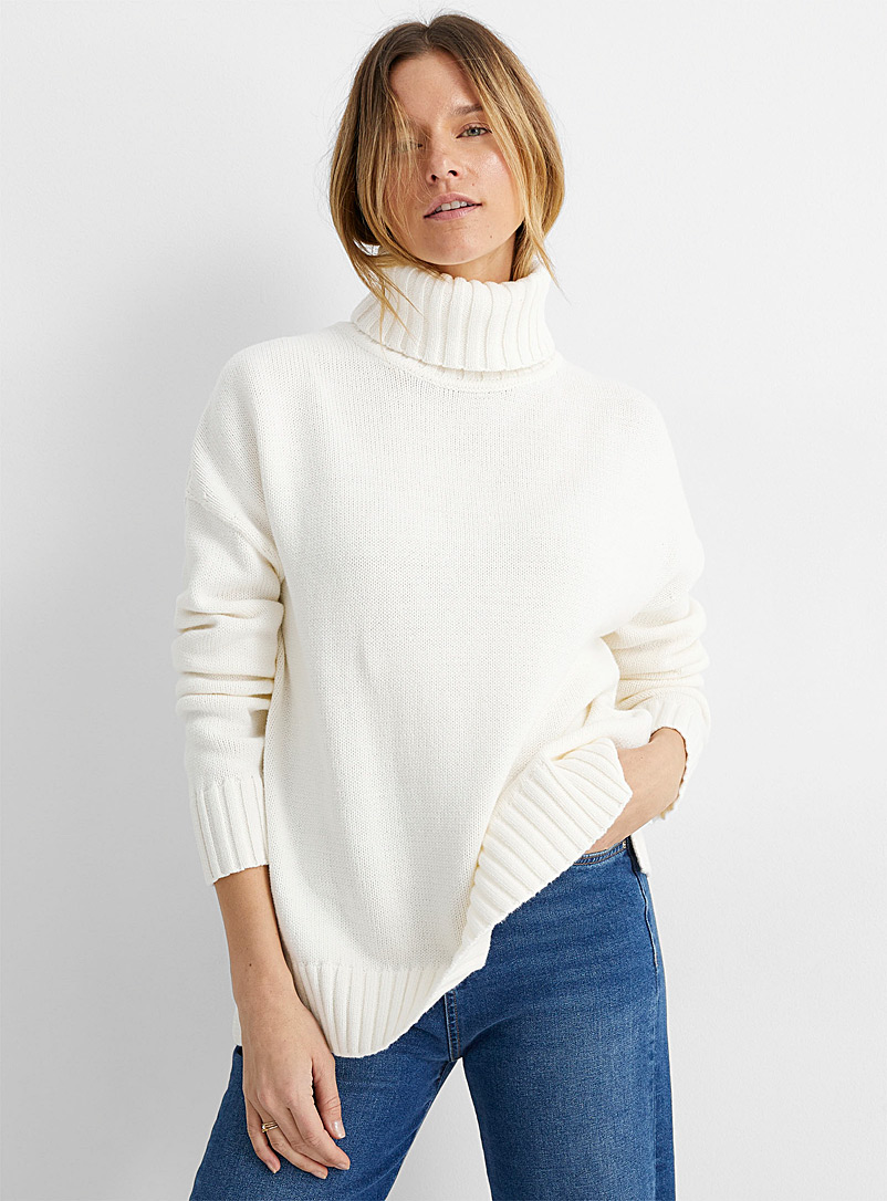 Contemporaine Ivory White Ribbed-trim oversized turtleneck for women