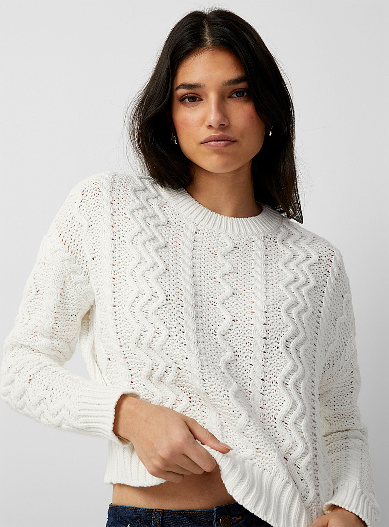 Icône Ivory White Twisted cable knit sweater for women
