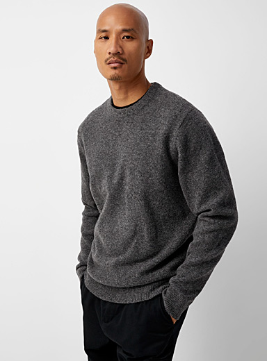 Minimalist knit sweater | Le 31 | Shop Men's Crew Neck Sweaters Online ...