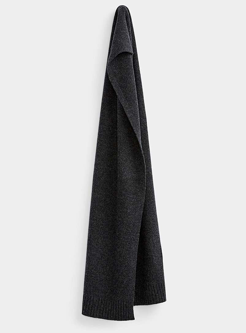 Le 31 Charcoal Reprocessed lambswool scarf for men