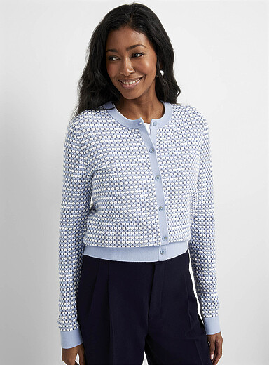 Le cardigan fin tricot texture &eacute;cailles