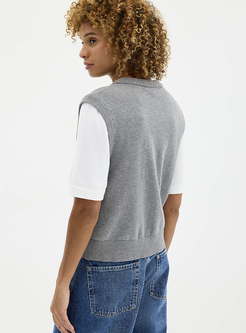 Contemporaine: Le gilet superpos&eacute; pur coton Gris pour femme