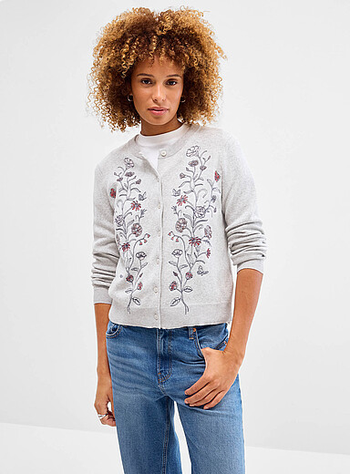 Le cardigan d&eacute;licates broderies pur coton
