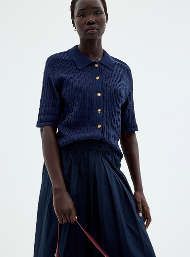 Le cardigan ajour&eacute; col chemise pur coton