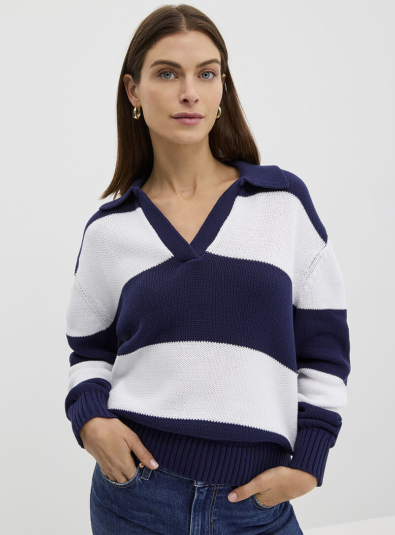 Contemporaine: Le chandail larges rayures col Johnny Bleu p&acirc;le - Bleu ciel pour femme