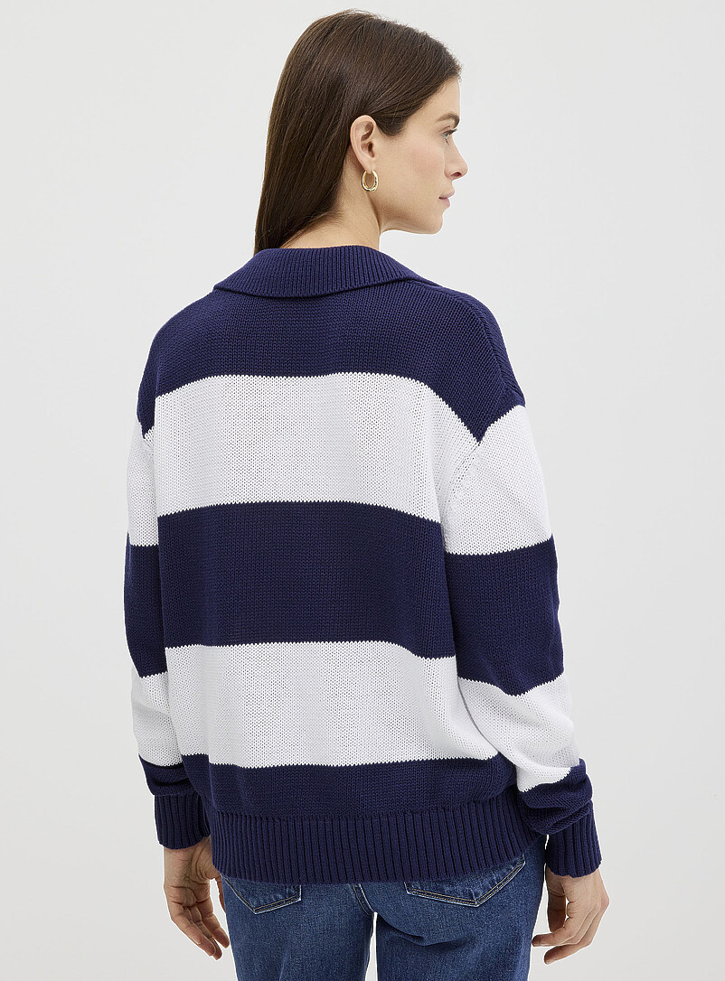 Contemporaine: Le chandail larges rayures col Johnny Bleu p&acirc;le - Bleu ciel pour femme