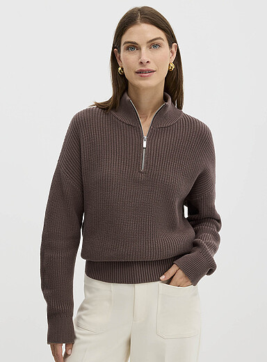 Zipped mock neck shaker rib sweater