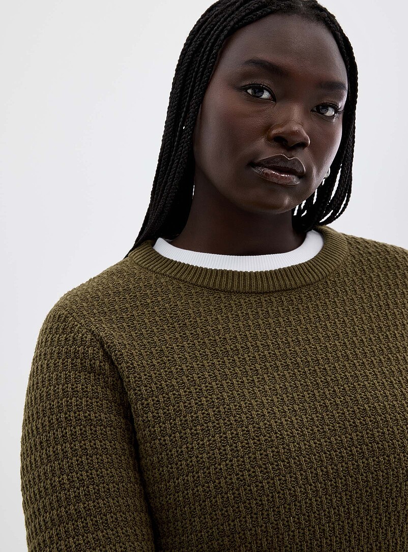 Contemporaine: Le chandail textur&eacute; coton retransform&eacute; Blanc cass&eacute; pour femme