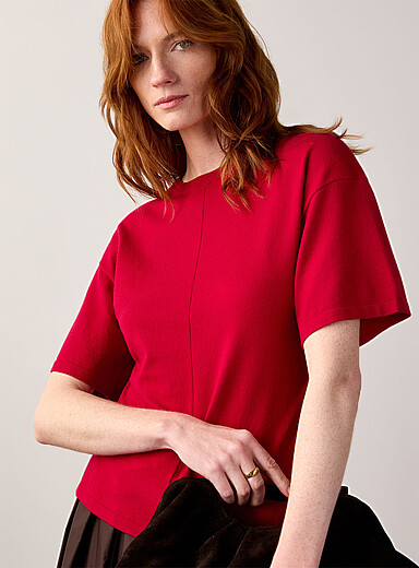 Le chandail fin tricot taille fronc&eacute;e