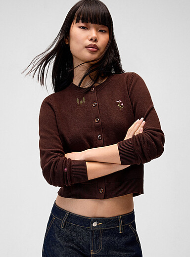 Le cardigan petites broderies