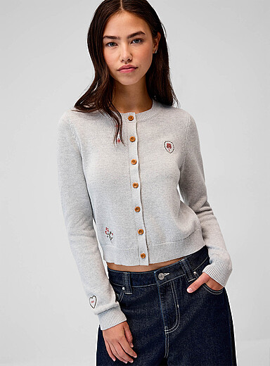 Le cardigan petites broderies