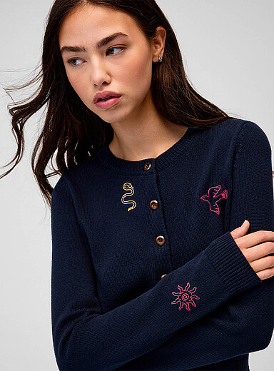 Le cardigan petites broderies