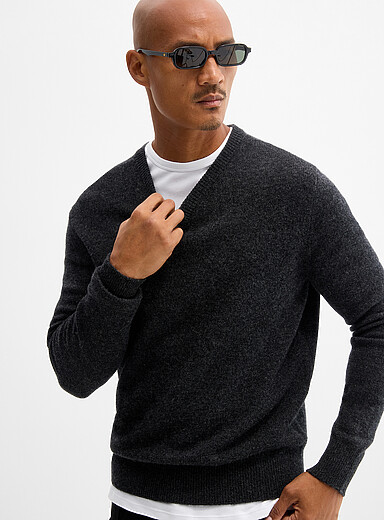 Le 31: Le chandail col V <b>Laine d'agneau recycl&eacute;e</b> Charbon pour homme