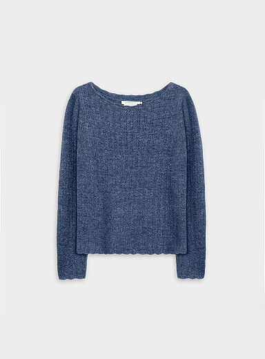 Le chandail filamenteux tricot pointelle col bateau