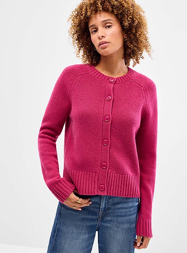 Contemporaine: Le cardigan carr&eacute; uni pure laine Fuchsia pour femme