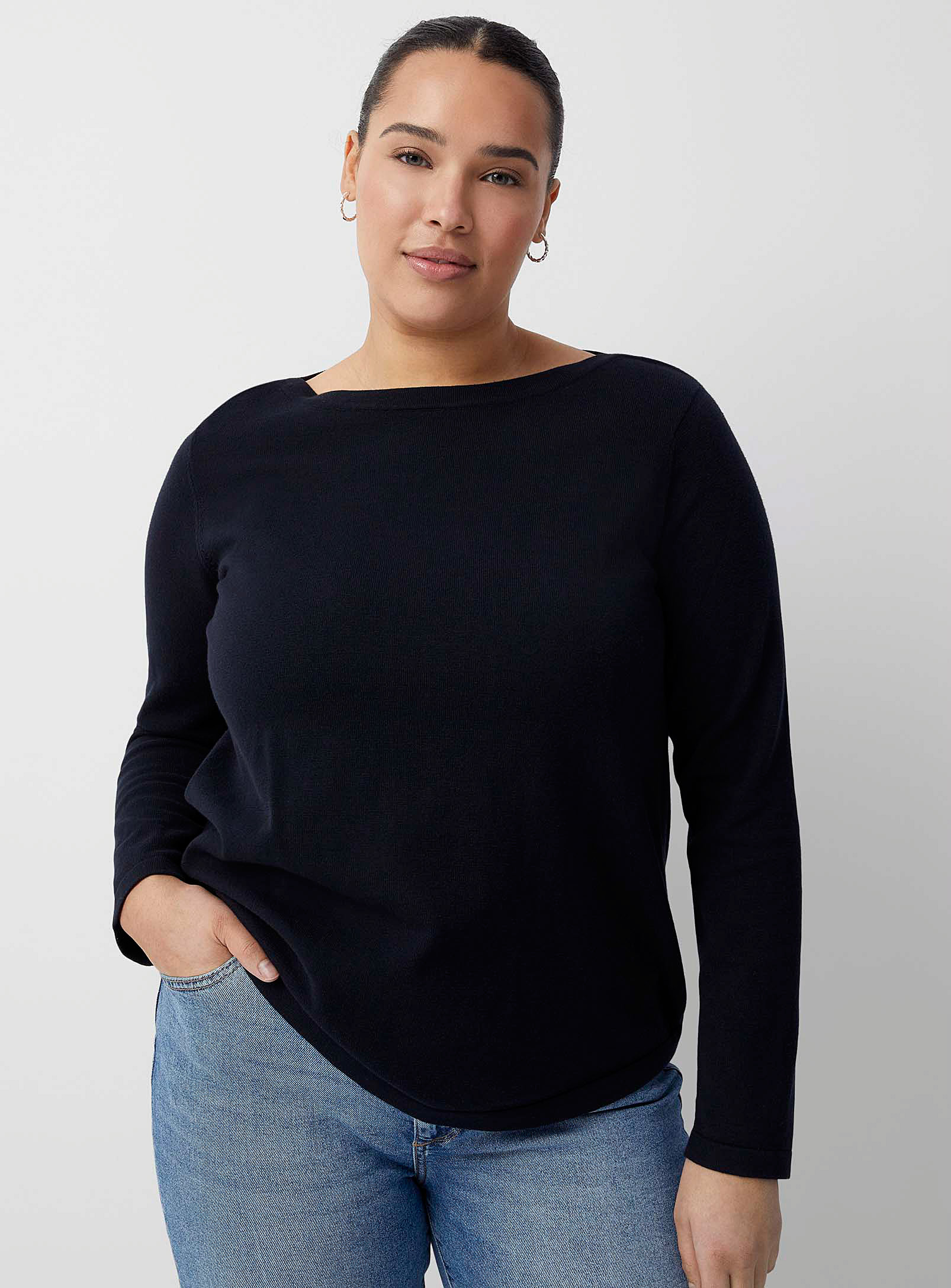 Contemporaine Rounded Boat-neck Sweater In Marine Blue