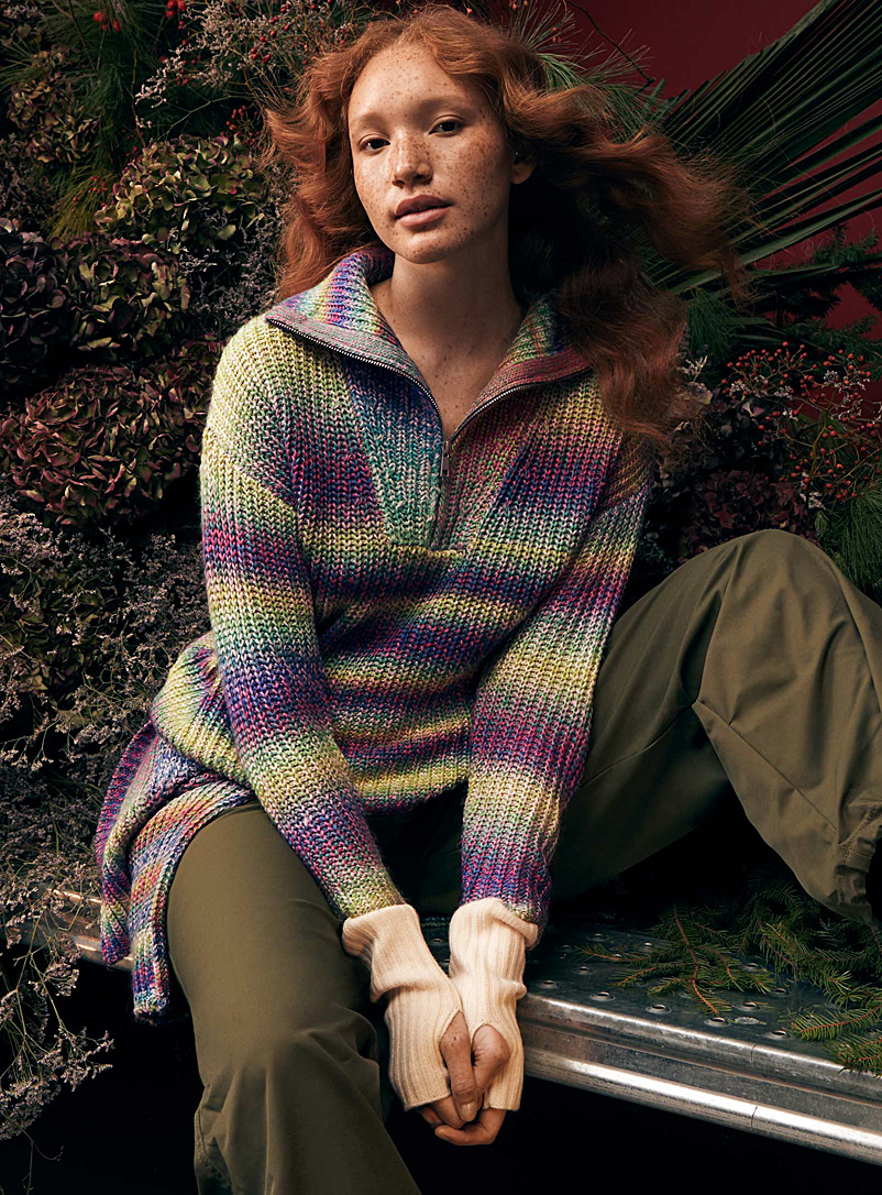 Space-dyed zipped mock-neck sweater 