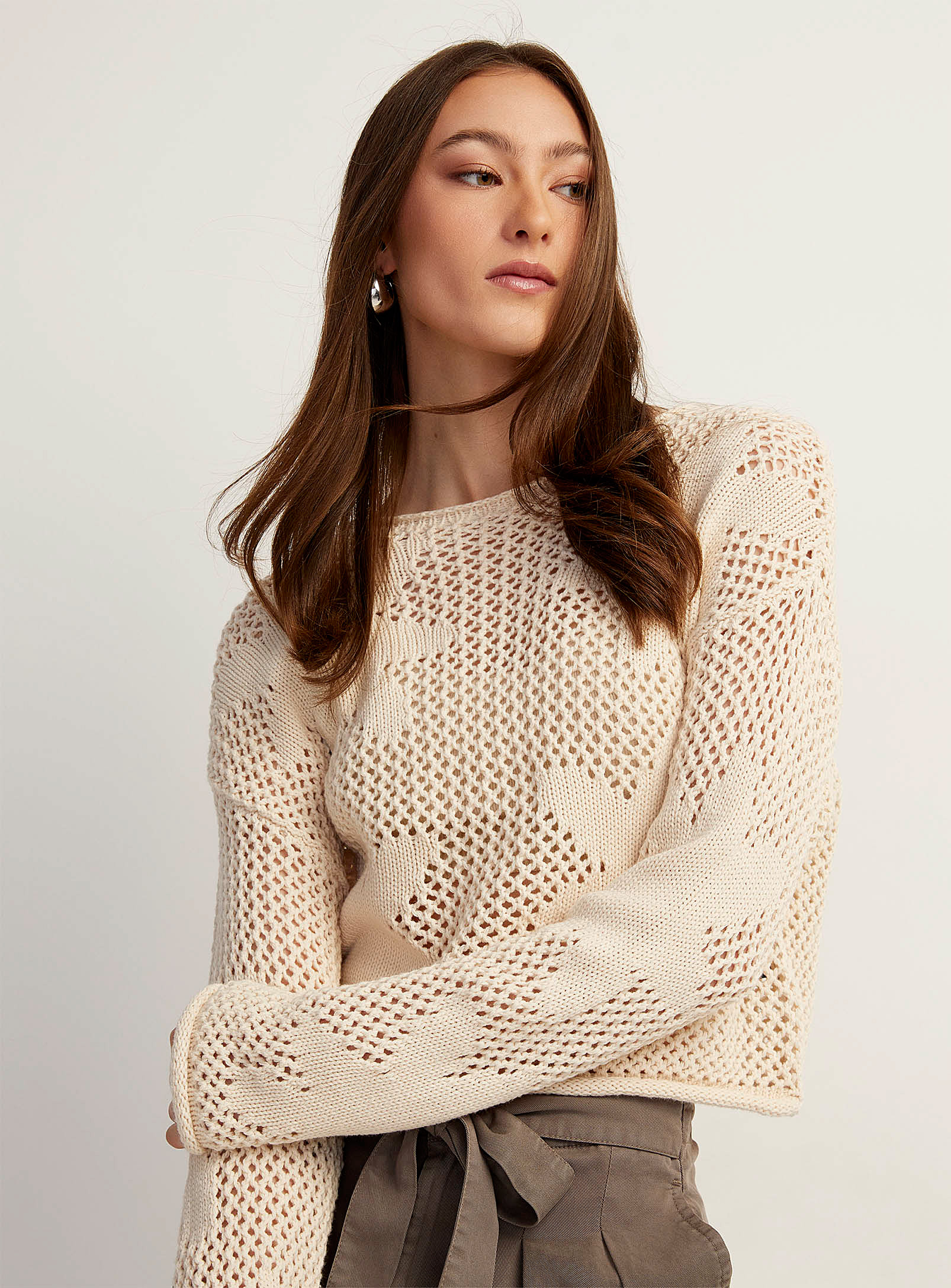 Icone Knitted Flowers Openwork Sweater In Ivory/cream Beige