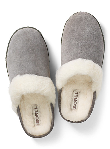 Nakiska slippers | Sorel | Shop Women's Slippers | Simons