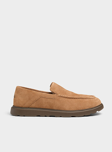 UGG: La pantoufle fl&acirc;neur Shep Homme Brun pour homme