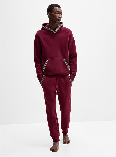UGG: Le jogger broderie g&eacute;o bourgogne Bourgogne pour homme