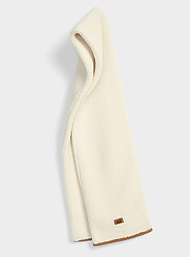 UGGfluff fleece scalloped scarf