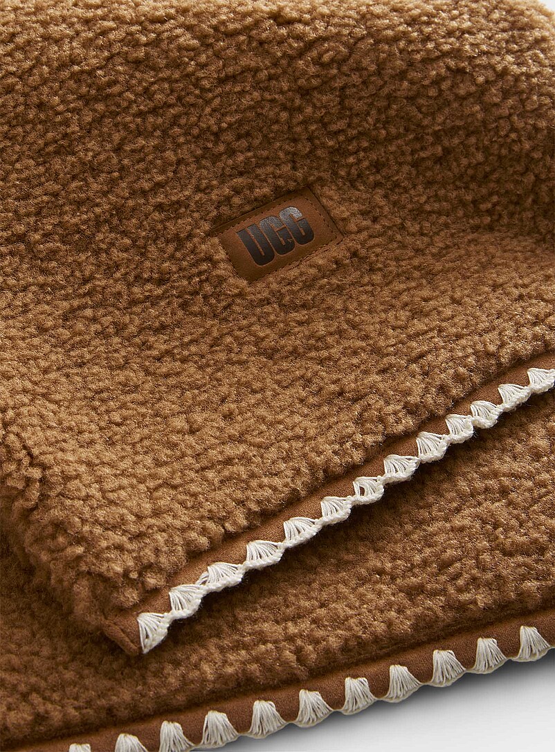 UGGfluff fleece scalloped scarf | UGG | Women's Winter Scarves and