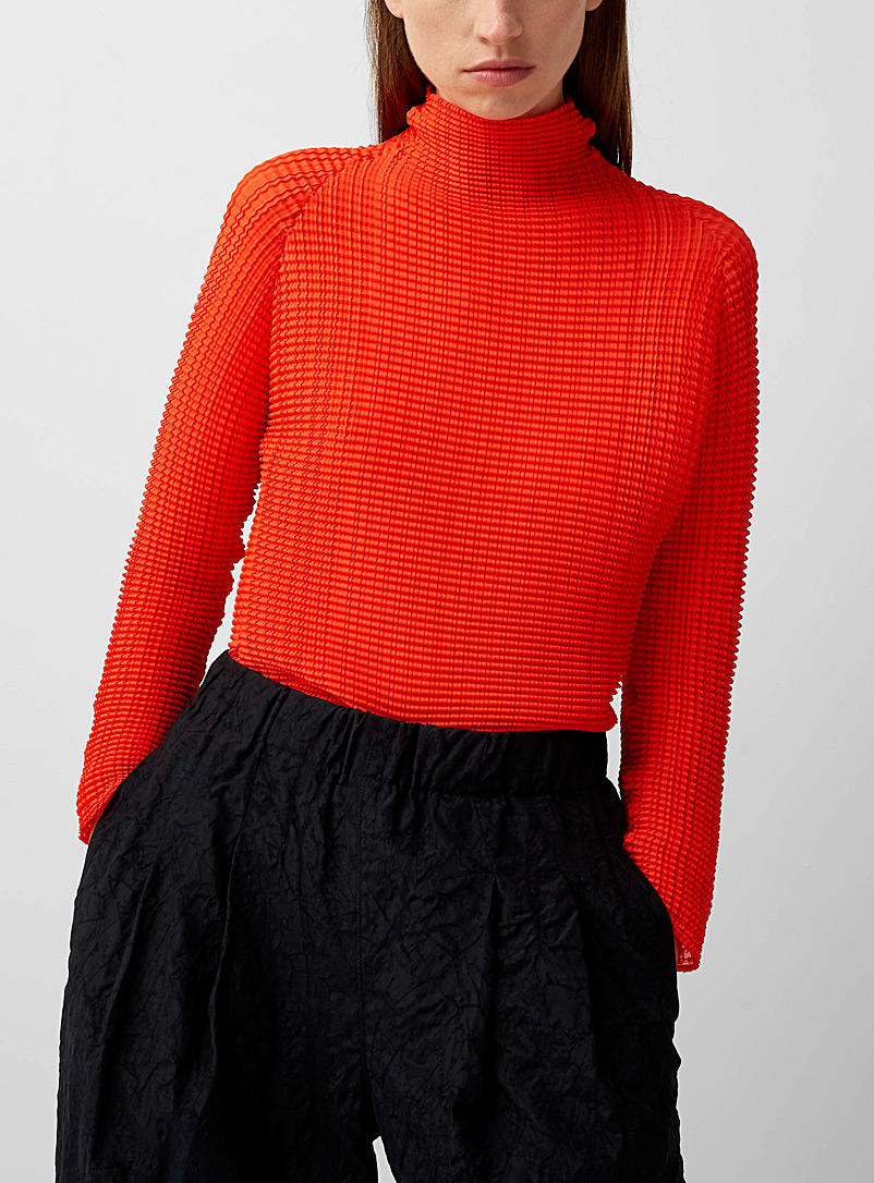 Issey Miyake Red Wooly Pleats long-sleeve top for women