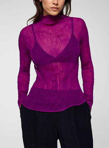 Issey Miyake: Le haut col montant Chiffon Twist 2 Mauve pour femme