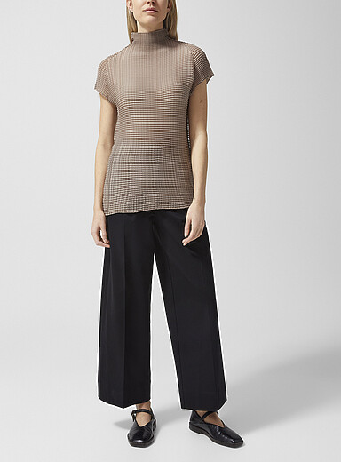 Issey Miyake: Le pantalon taille &eacute;lastique &agrave; plis Noir pour femme