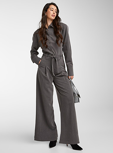 Pleated waistband belted wide-leg pant