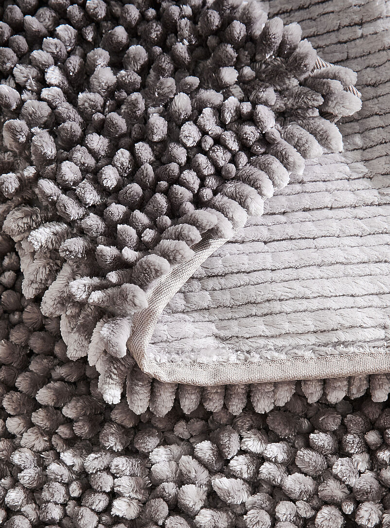 Simons Maison: Le tapis de bain chenille XL soyeuse Voir nos formats offerts Noir