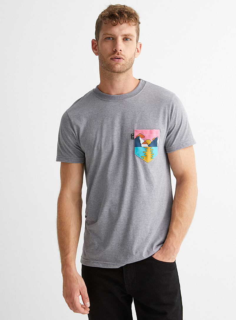 Poches & fils Charcoal In the Valley pocket T-shirt for men