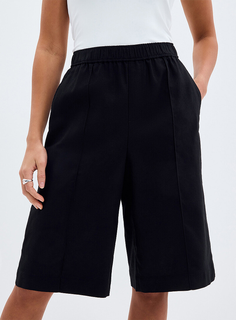 Contemporaine Royal/Sapphire Blue Elastic waist linen-cotton Bermuda shorts <b>Fit: Wide leg, high rise</b> for women