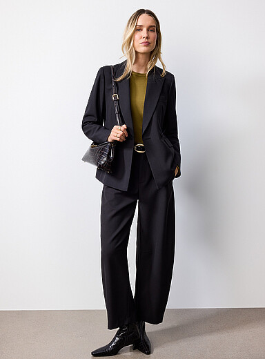 Le pantalon m&eacute;lange de laine piqu&eacute; <b>Coupe : jambe ballon, taille haute</b>