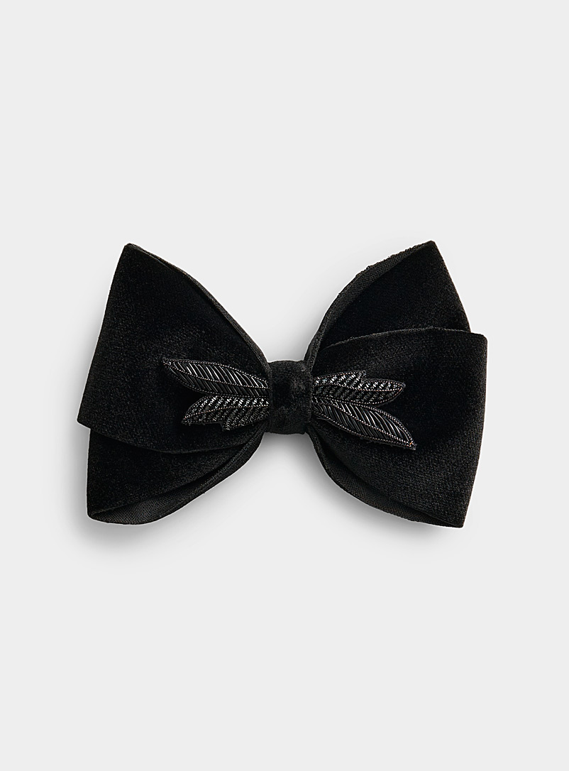Mani del Sud Black Tone-on-tone foliage black velvet bow tie for men