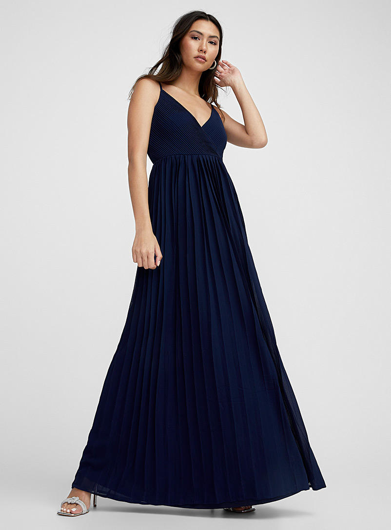 Twik: La robe plissée bleu marine Marine pour femme